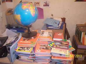 Lots of new Books at the School