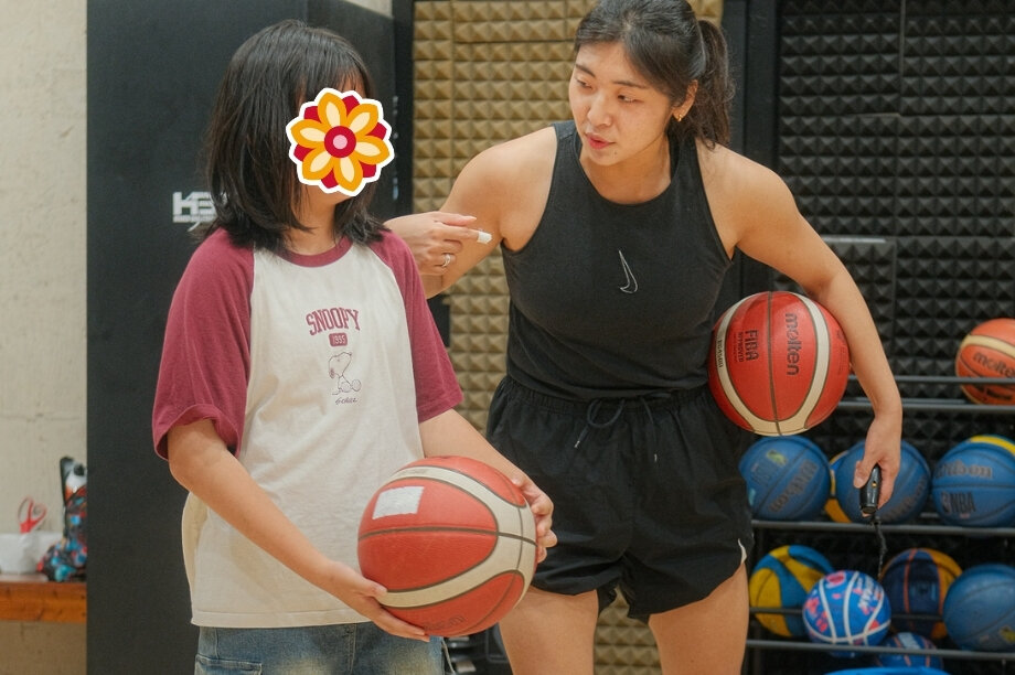 Empower Her Future: Girls' Mentorship in Korea