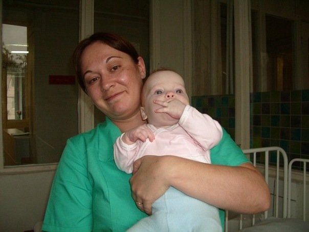 Nursing care for orphan children in hospitals