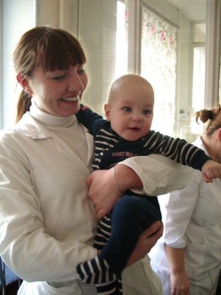 Nursing care for orphan children in hospitals