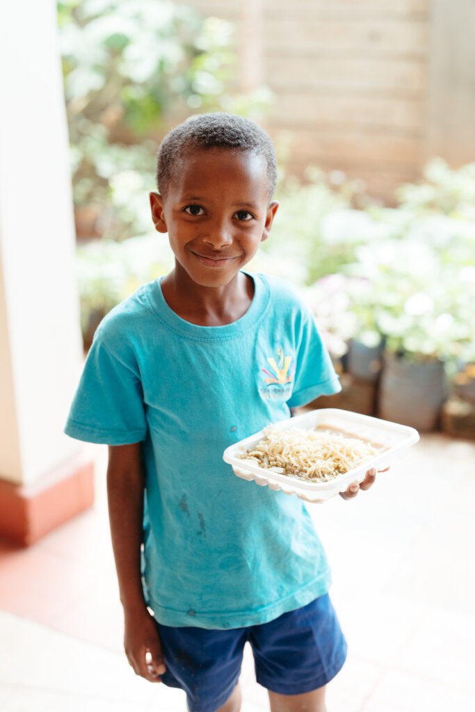 Make Christmas Possible for 320 families in Kibera