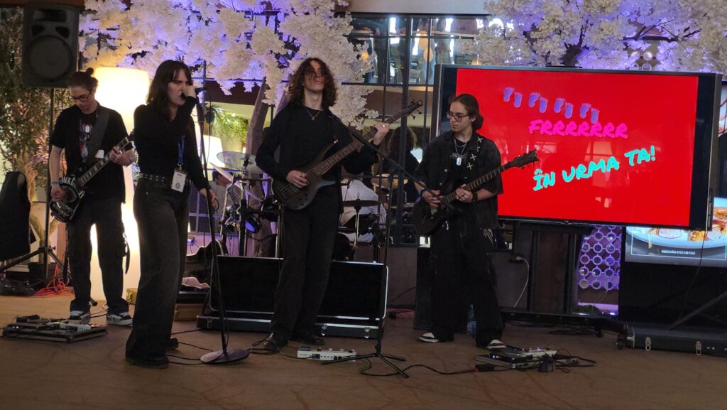 Public interaction in concert