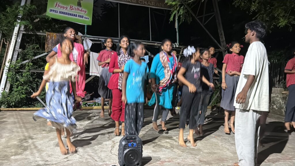 Dance & confidence building program for slum kids