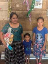 One of the families in Chinaboquil