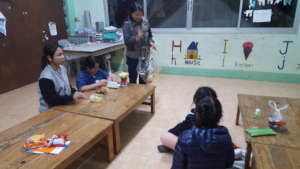 Students braving the cold to study English