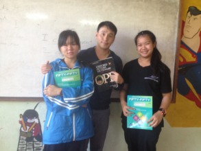 Yun and the advanced English students