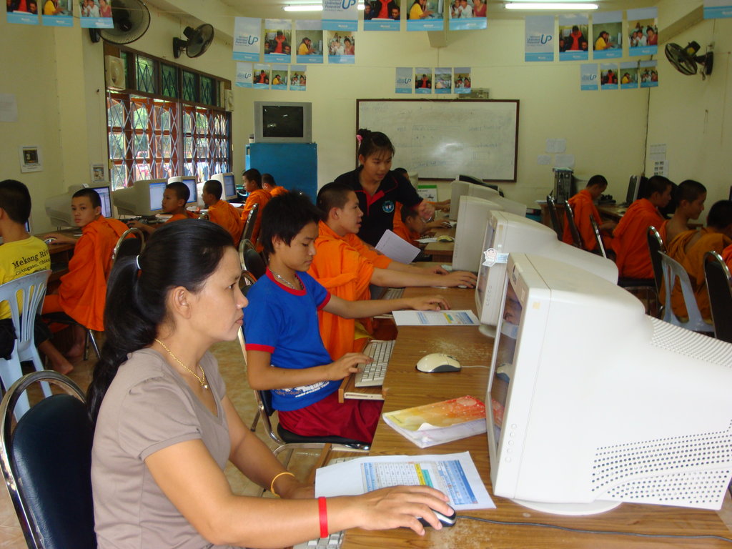 Literacy Education for Thai Minority Community