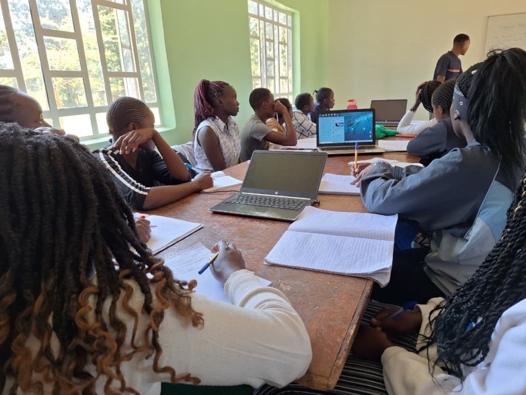 Digital skills class