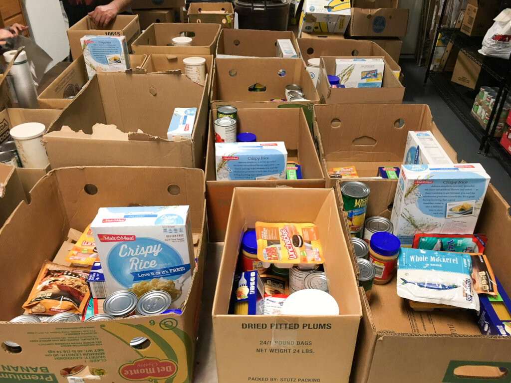 Help Families Losing SNAP: Build DMV Food Pantry