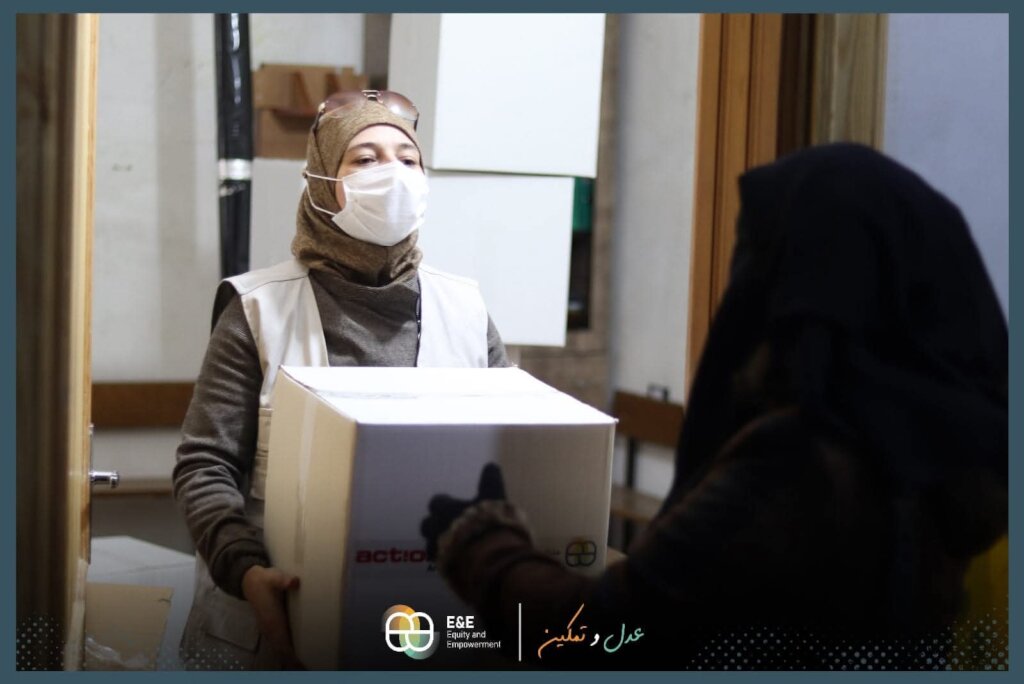 Give by Dignity Kits to Vulnerable Syrian Women.