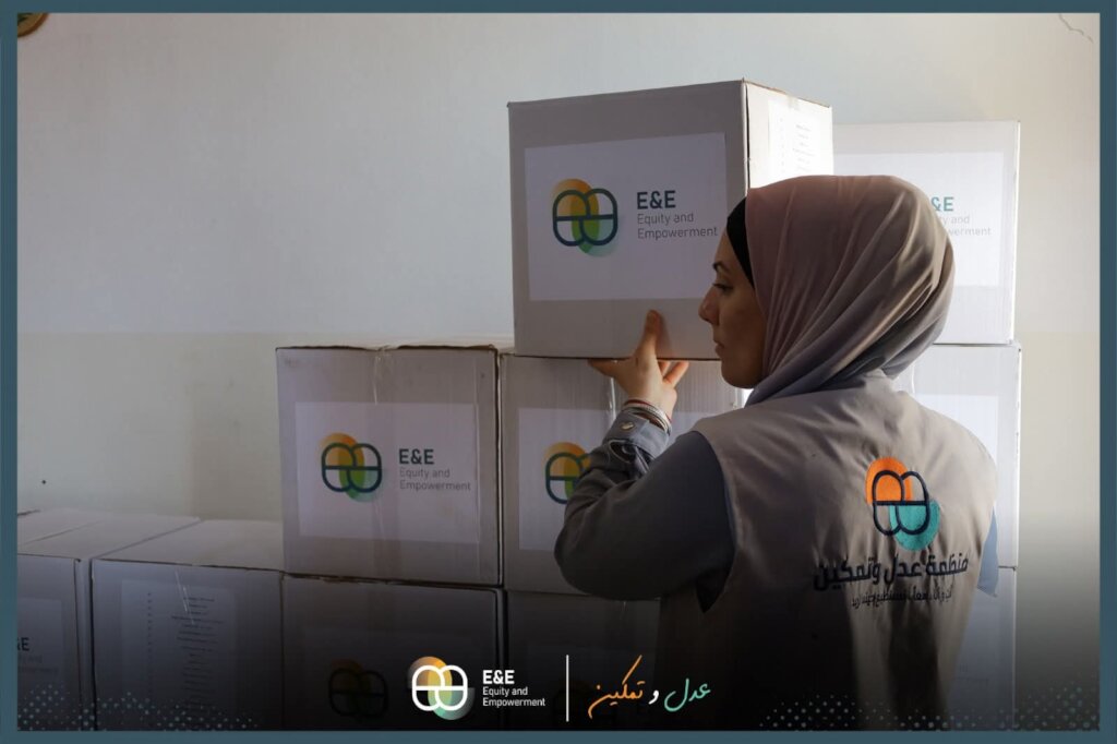Give by Dignity Kits to Vulnerable Syrian Women.