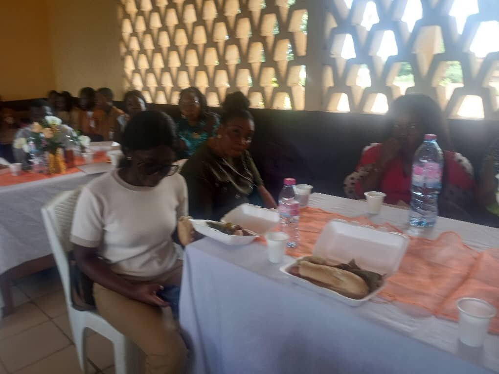 Train 20 youths to heal Cameroon's soil