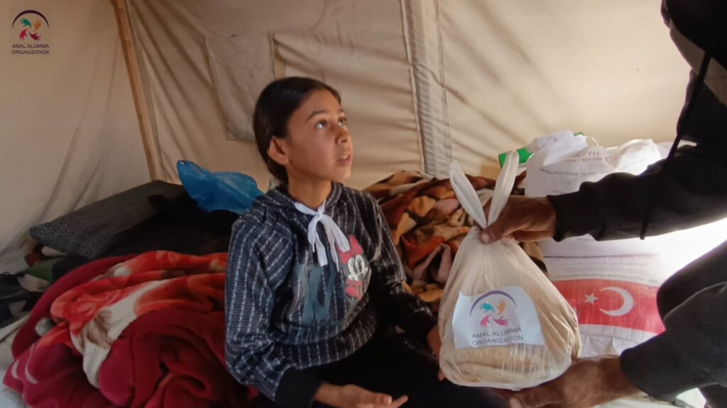 GivingTuesday: Feed Families in Gaza & Syria
