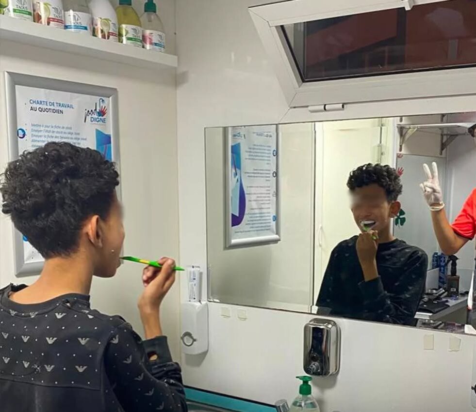 Mobile Shower to Restore Dignity for Homeless