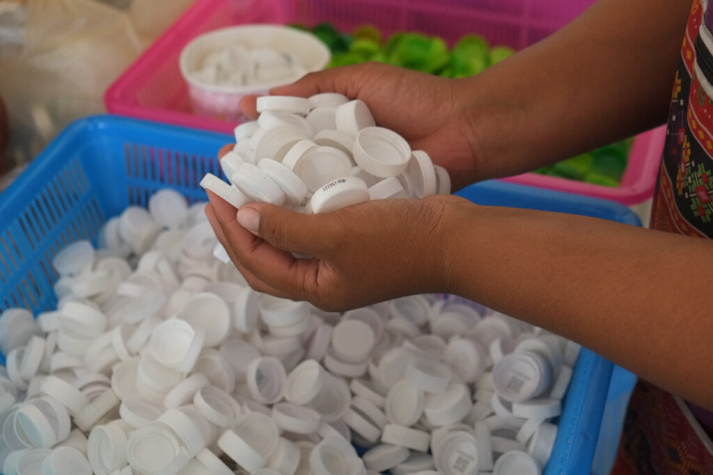 Expand community-based recycling in Thailand
