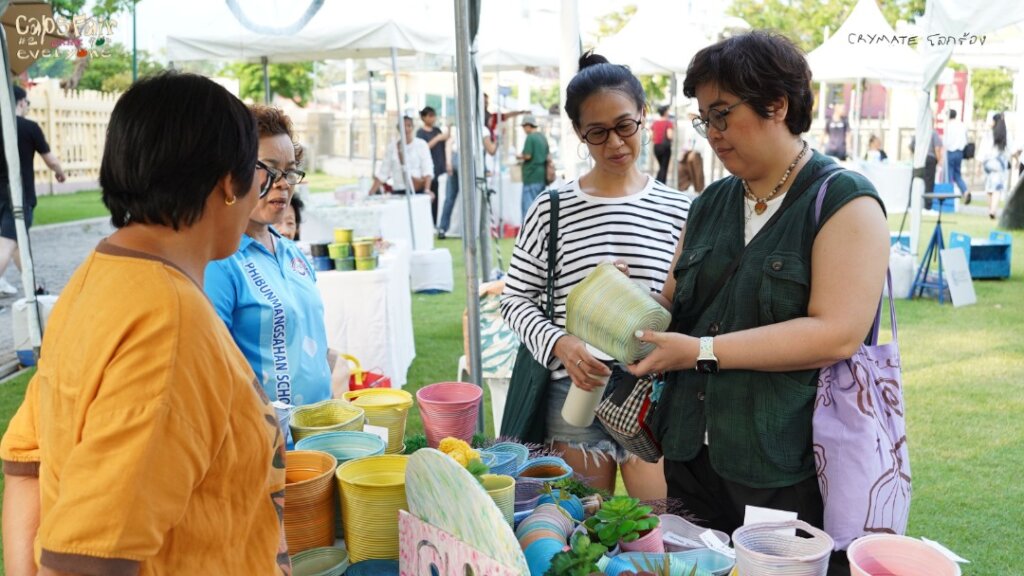 Expand community-based recycling in Thailand