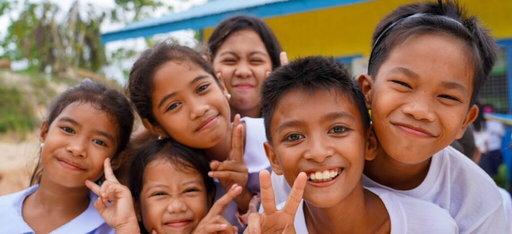 Provide Clean Water and Safe Boats in Komodo