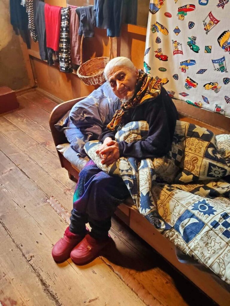 Make Winter Survival possible for Children&Elderly