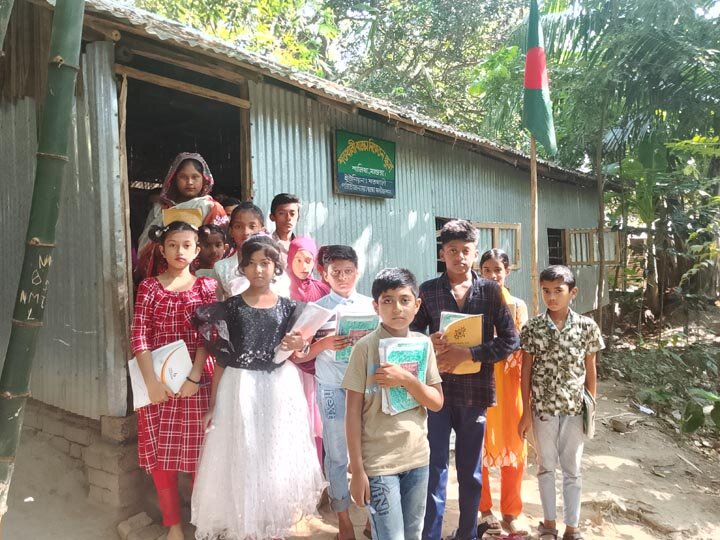 Distribution free educational material to student.