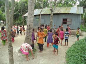 Children are playing in front of school