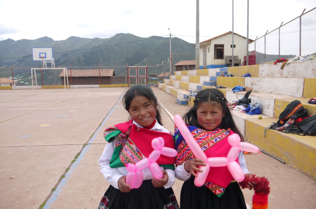 Share hope this Christmas with e-cards from Cusco