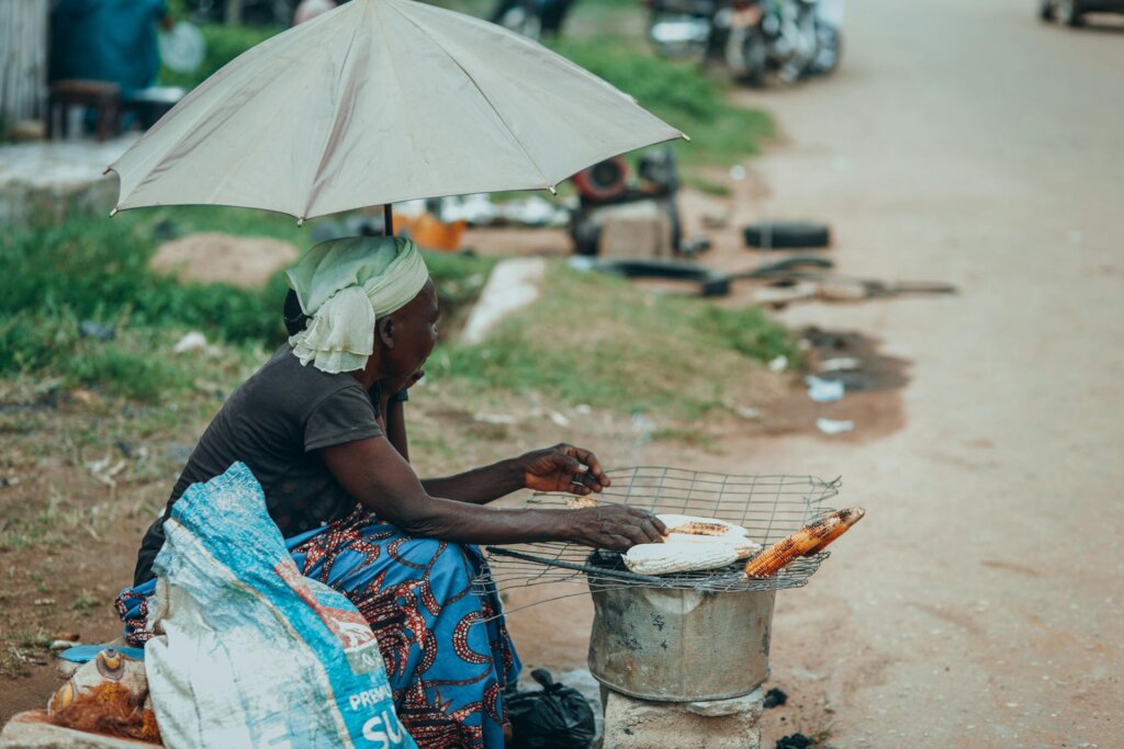 Empower Women Roadside Businesses with Cash Grants