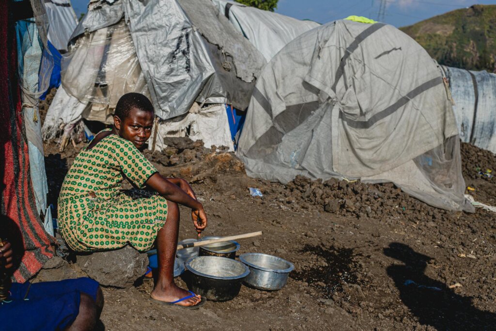 Help 100 Displaced Girls Attend School for 1 Year