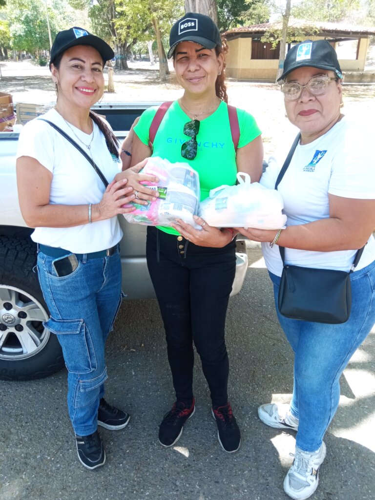 Donation of Kits to  Participants  with Visually D