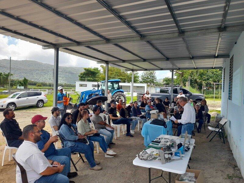 Strengthening Puerto Rico's Farmers & Food System