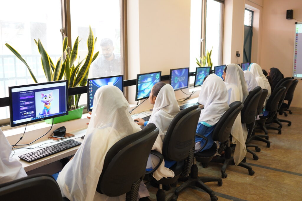 Digital Pakistan - Girls' Digital Transformation