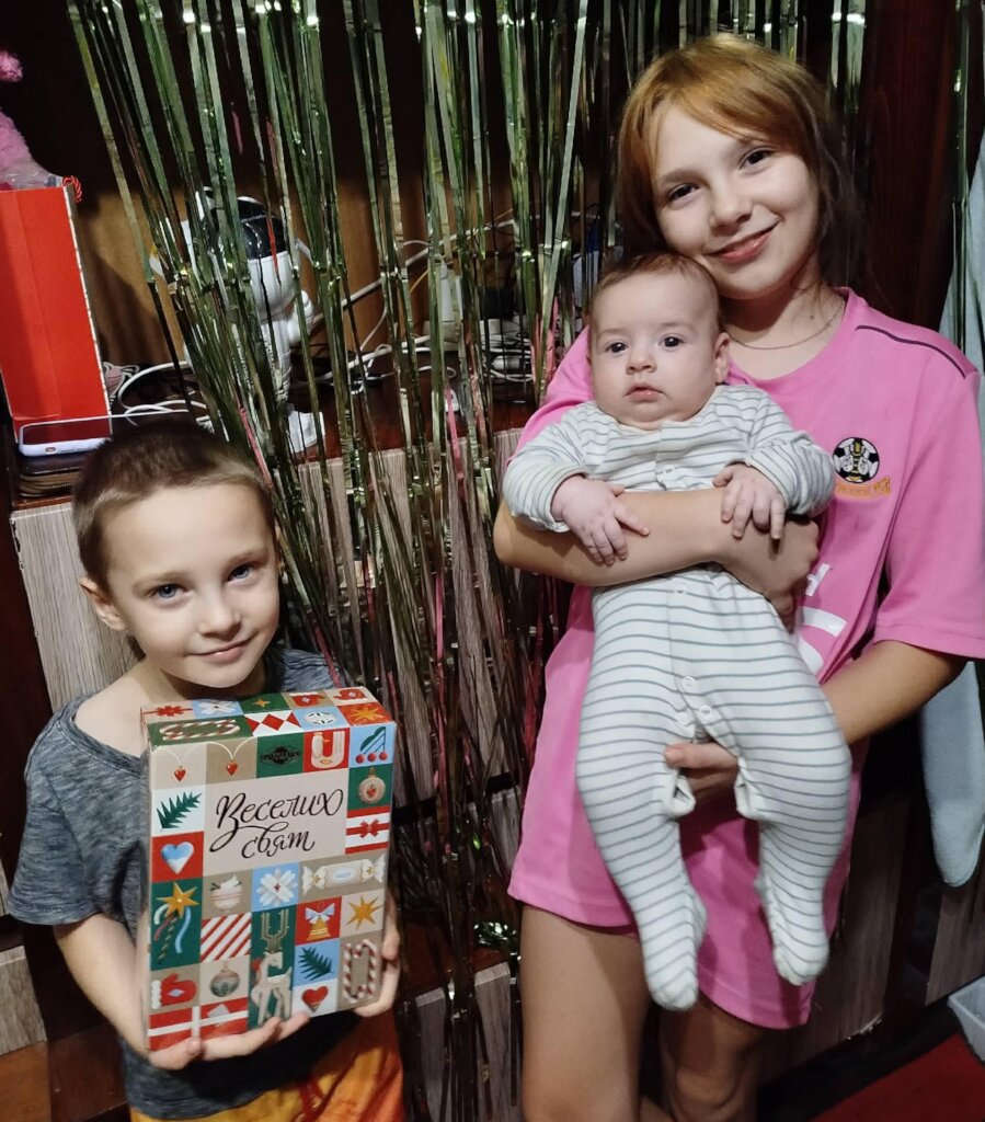 Presents for Ukrainian children SANTA Mail 2025