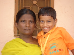 Meena Devi and her grand daughter Jyoti