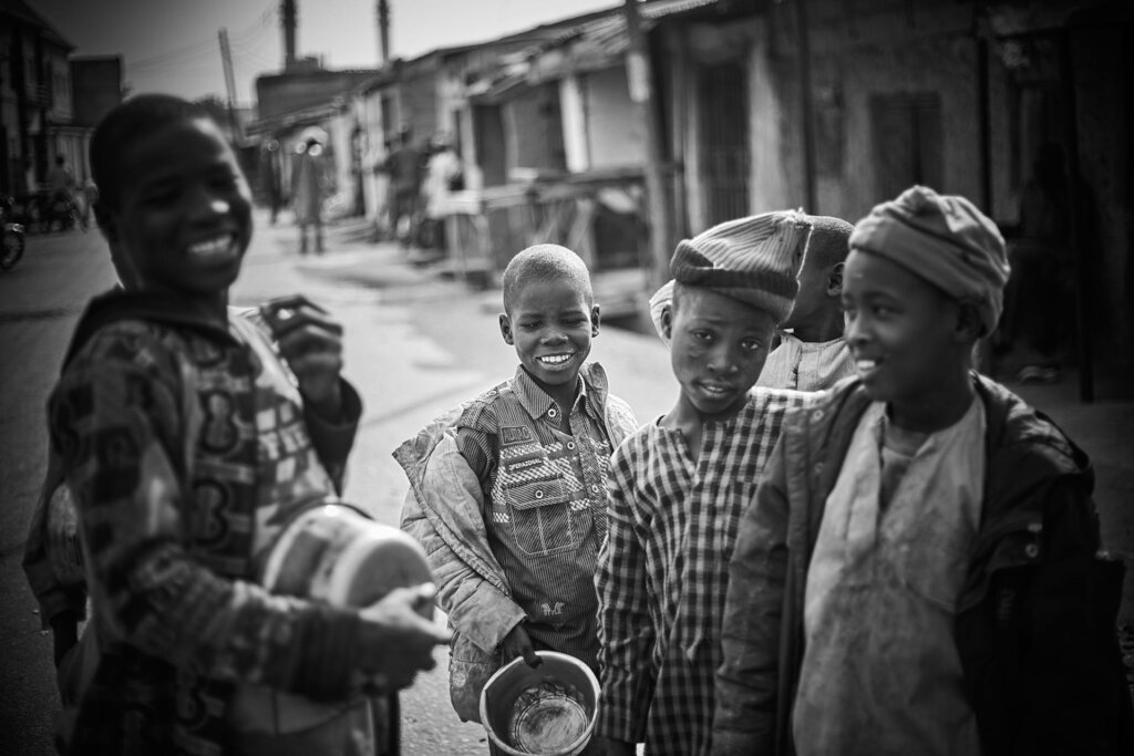 Help 1000 Street Begging Children with Work Skills