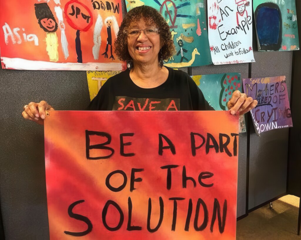 Barbara Cole shows her VBV art work in ChIcago