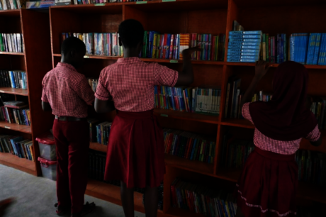 Build a Community Library with 5,000 Books