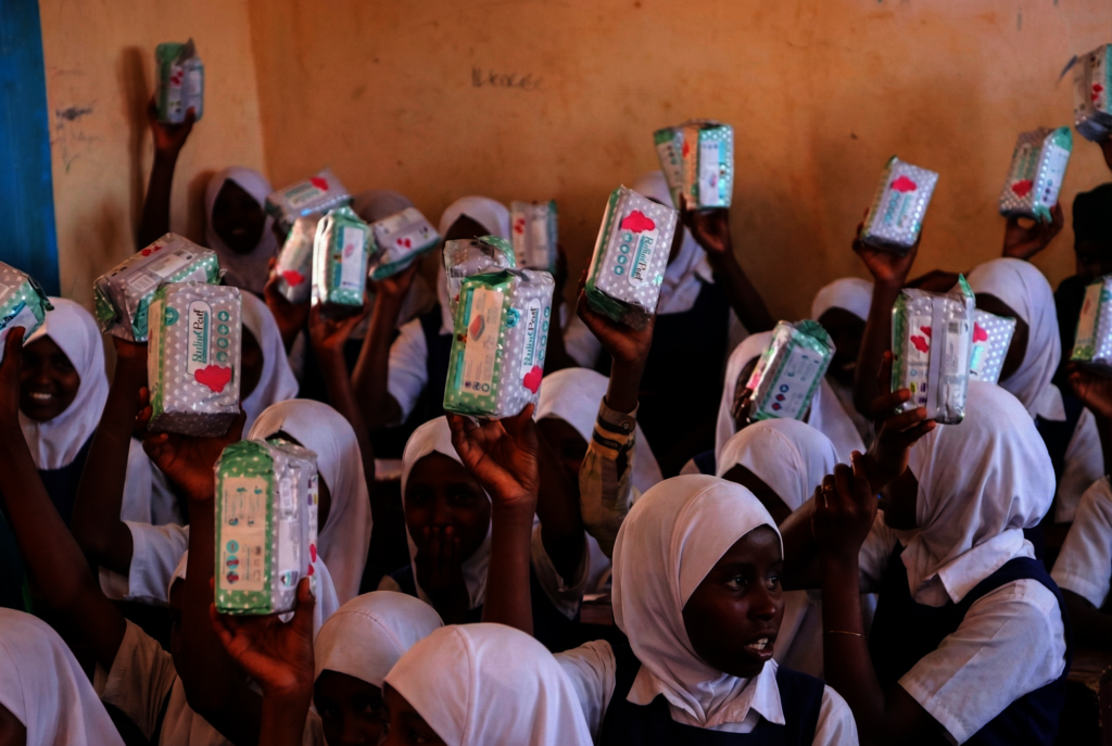 Distribute 5000 Reusable Sanitary Pads to 600 Girl