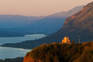 Vista House at Sunset, Columbia River Gorge, Ore.