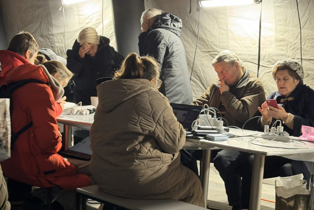 Save Lives in Ukraine During Strikes and Blackouts