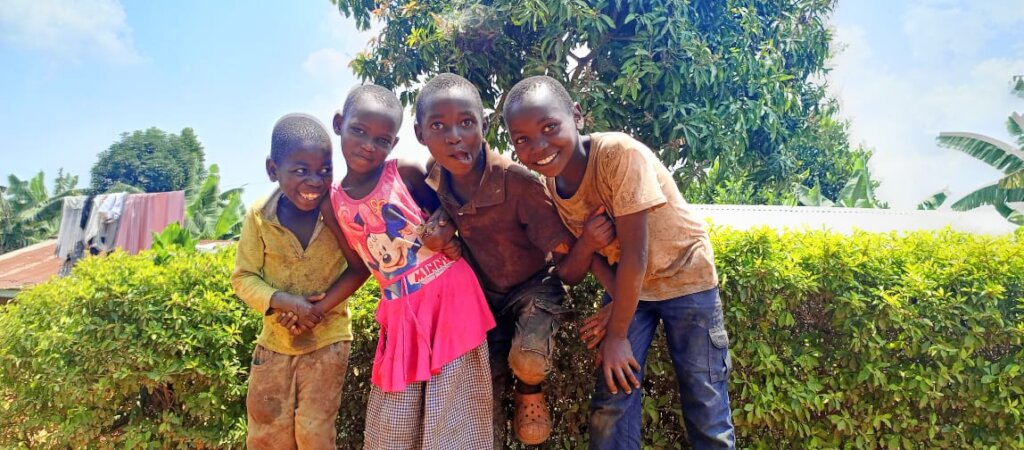 Support HIV/AIDS Education in Ugandan Youth