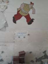 Old artworks and ceramic plaques
