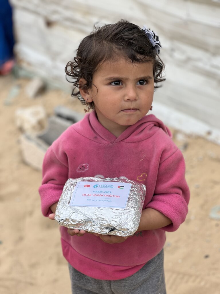 Hot Meal Iftars in Gaza