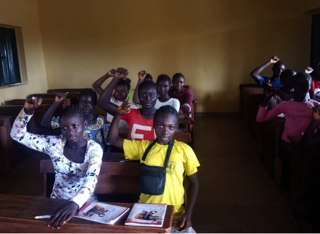Train 100 Girls to Lead Change in Nigeria
