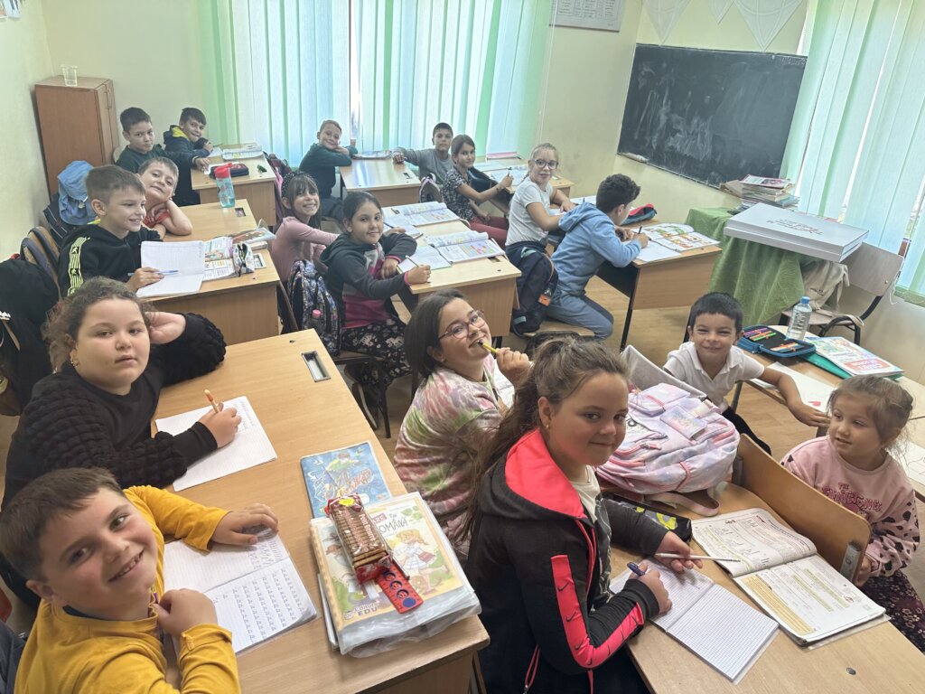 Keep in school 139 rural Romanian children