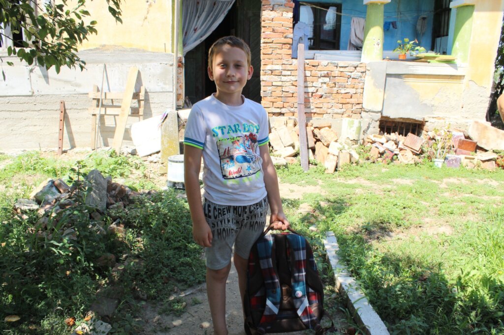 Keep in school 139 rural Romanian children