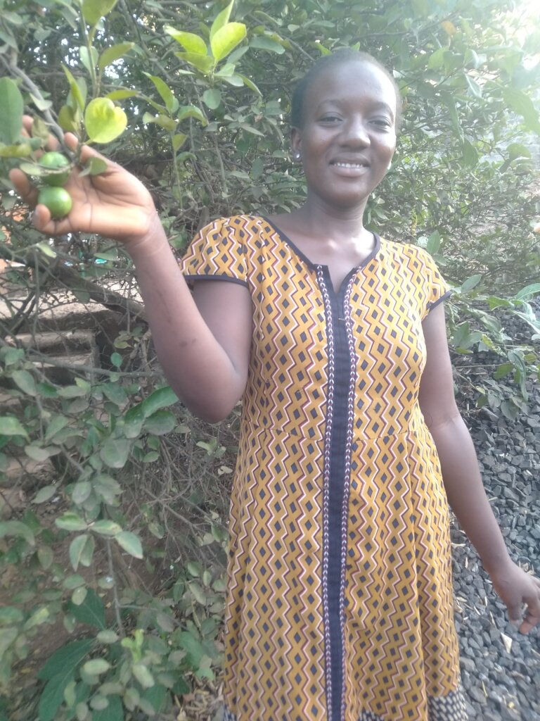She grows campaign!! (Rural communities, Freetown)