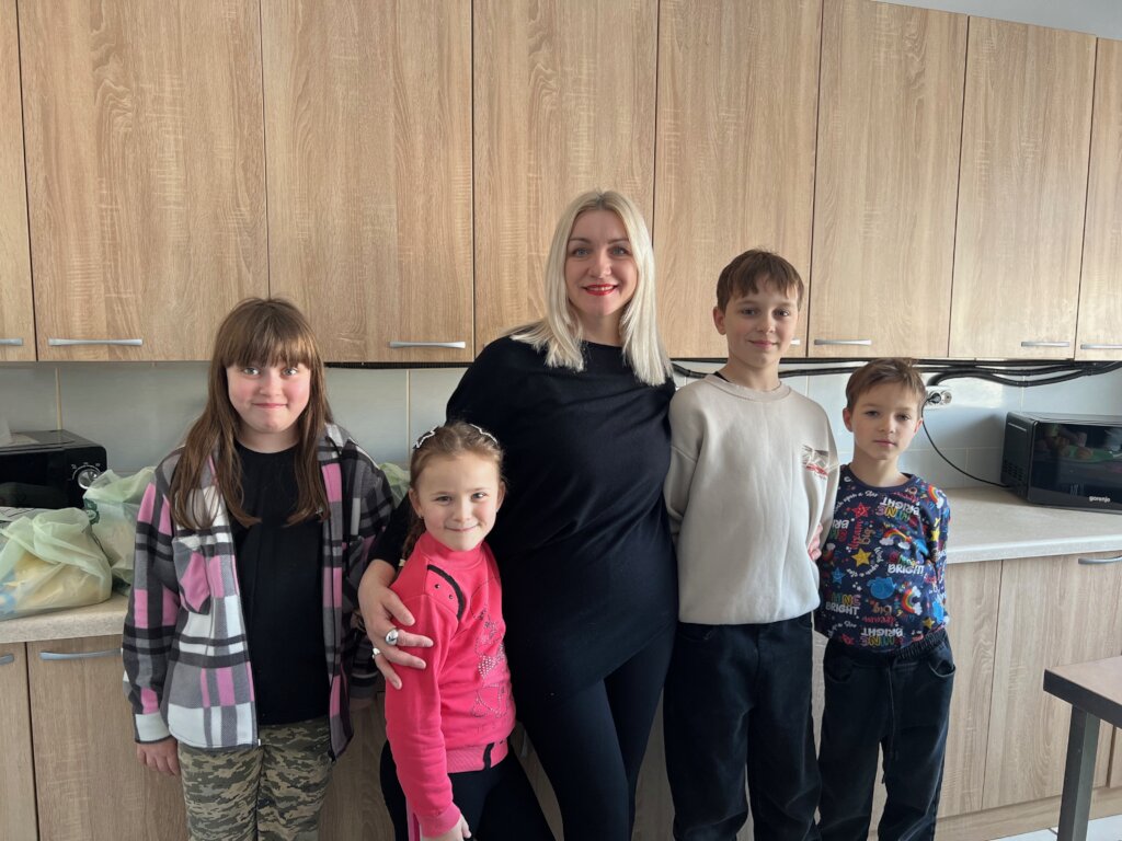 Provide Food for 300 War-Affected Kids in Ukraine