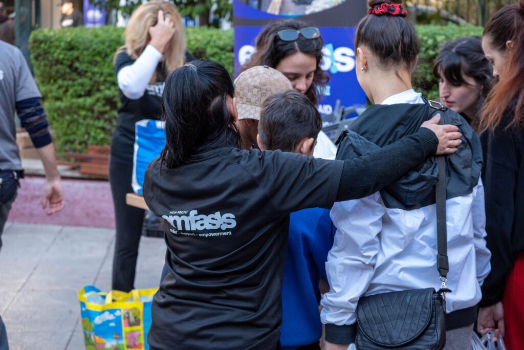 Nobody Alone At Easter|13th Easter Campaing