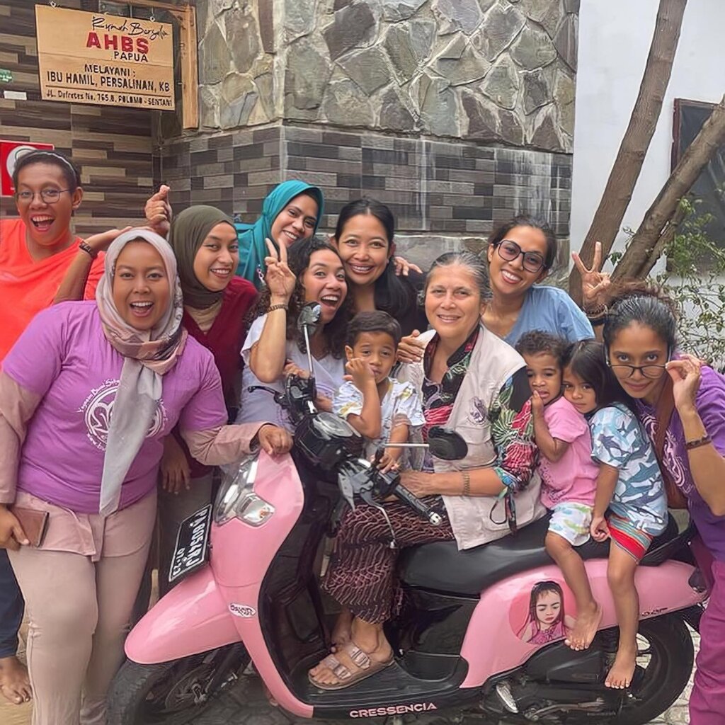 Training Papuan Midwives for Healthy, Safe Births