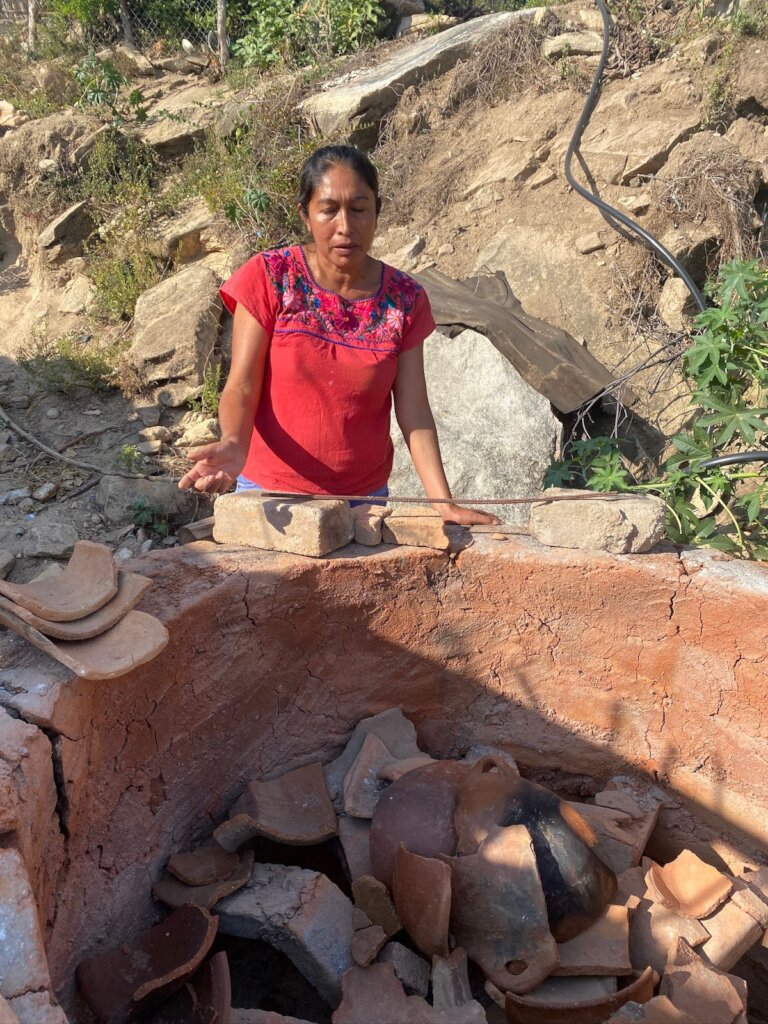 Women rebuilding San Marcos after earthquake