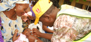 Rotarians reach out to immunize every child